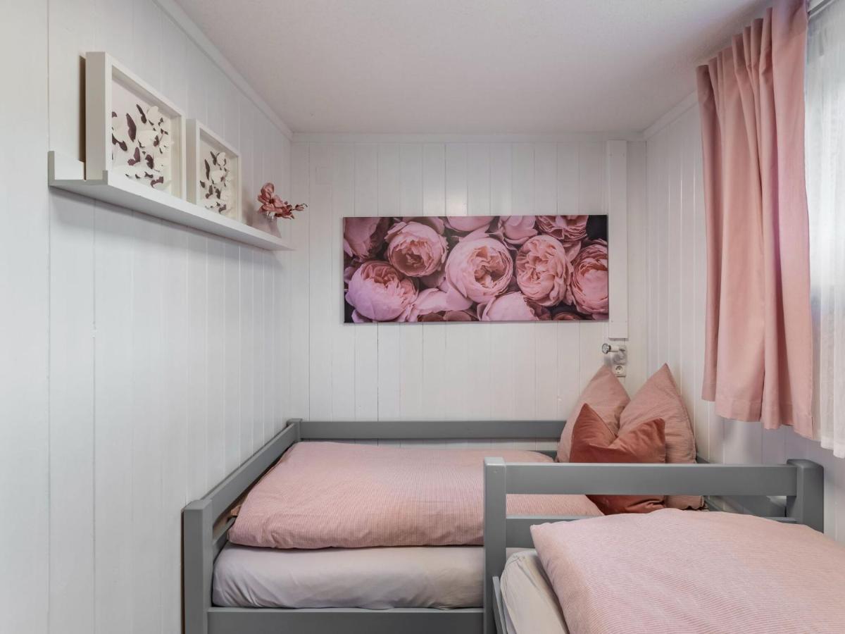 Holiday Home On The Mountain With Views Баленщед Екстериор снимка