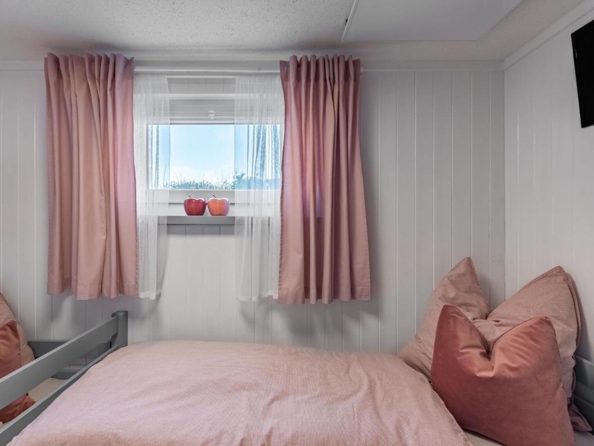 Holiday Home On The Mountain With Views Баленщед Екстериор снимка